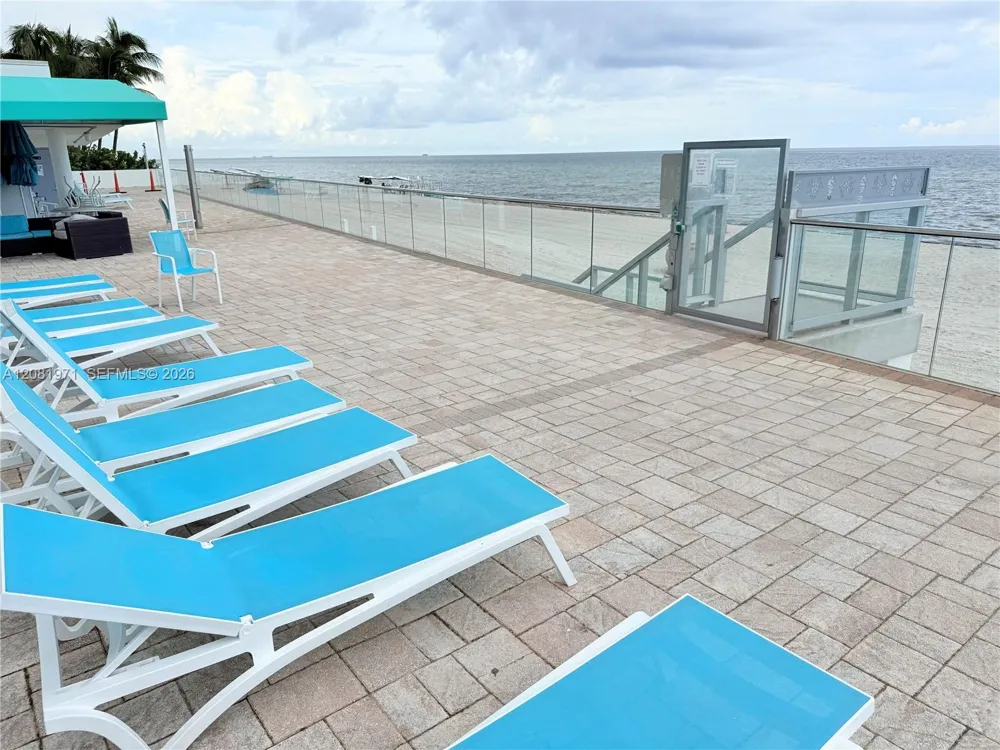 3725 S Ocean Dr #423 Hollywood, FL 33019