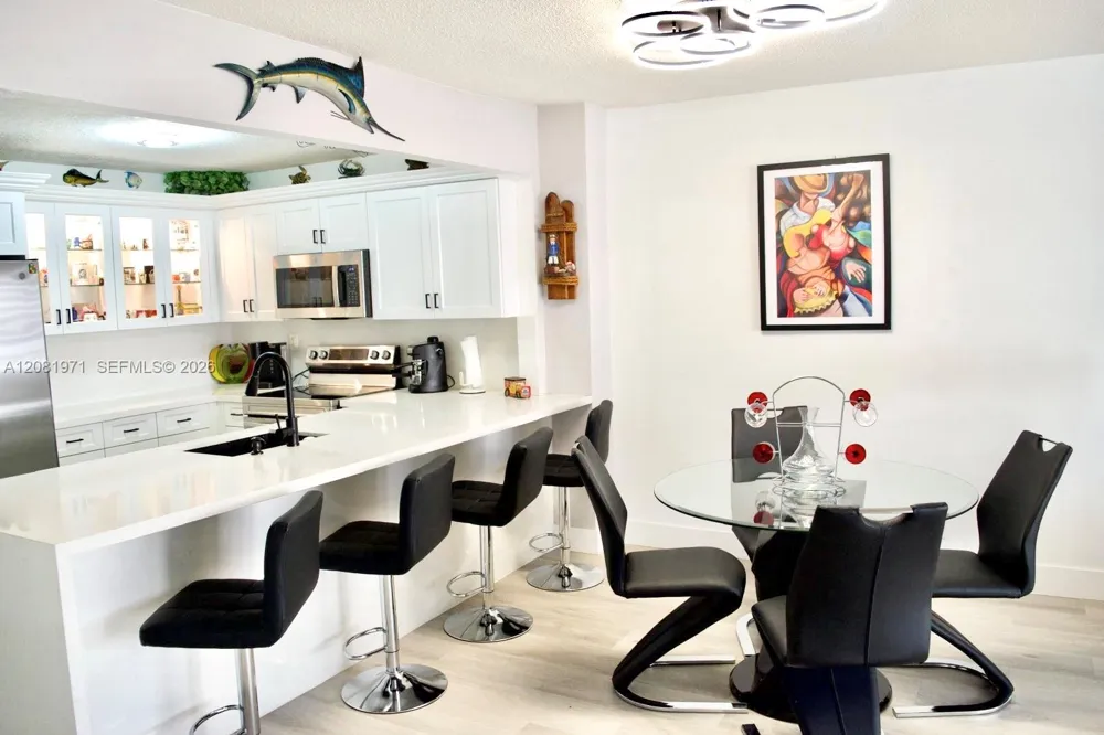 3725 S Ocean Dr #423 Hollywood, FL 33019