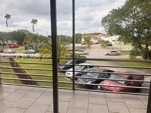 4848 NW 24th Ct #203 Lauderdale Lakes, FL 33313