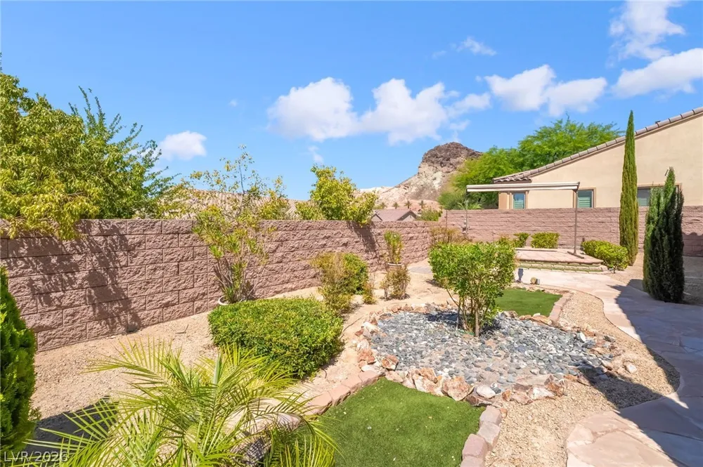 2 Lago Turchino Court Henderson, NV 89011