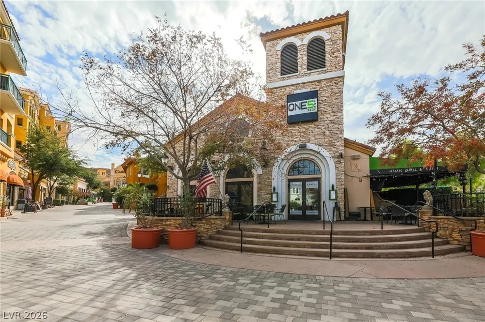 2 Lago Turchino Court Henderson, NV 89011