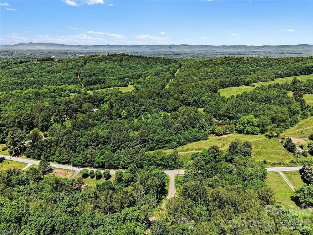 2828 E Pine Street Mount Airy, NC 27030