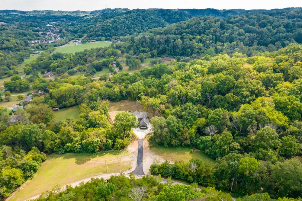 631 Hunters Trl Nashville, TN 37209