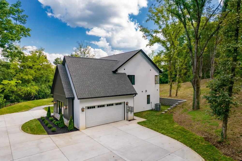 631 Hunters Trl Nashville, TN 37209
