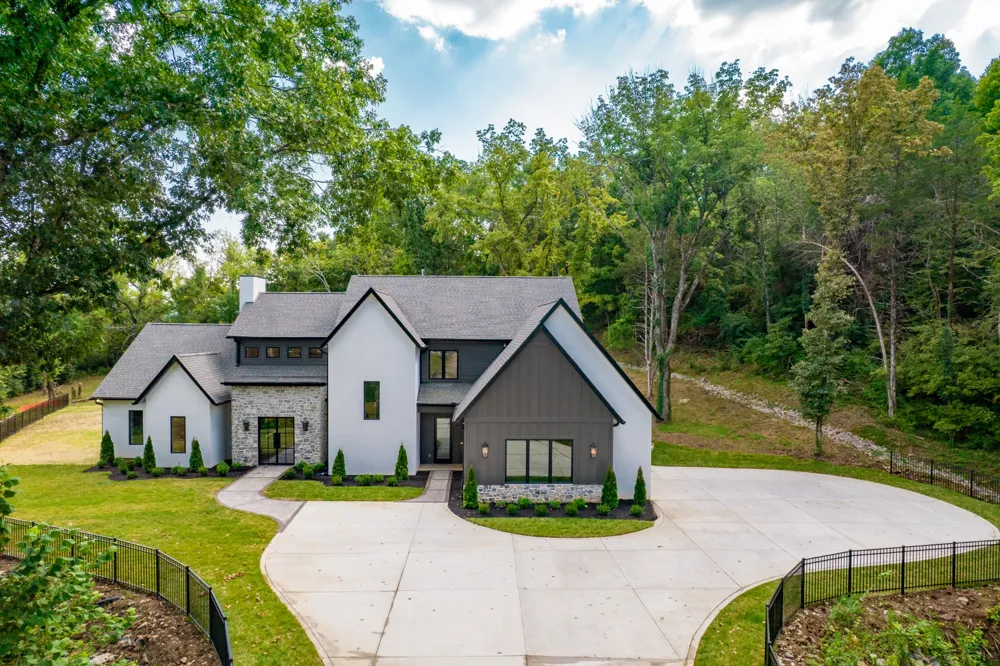 631 Hunters Trl Nashville, TN 37209