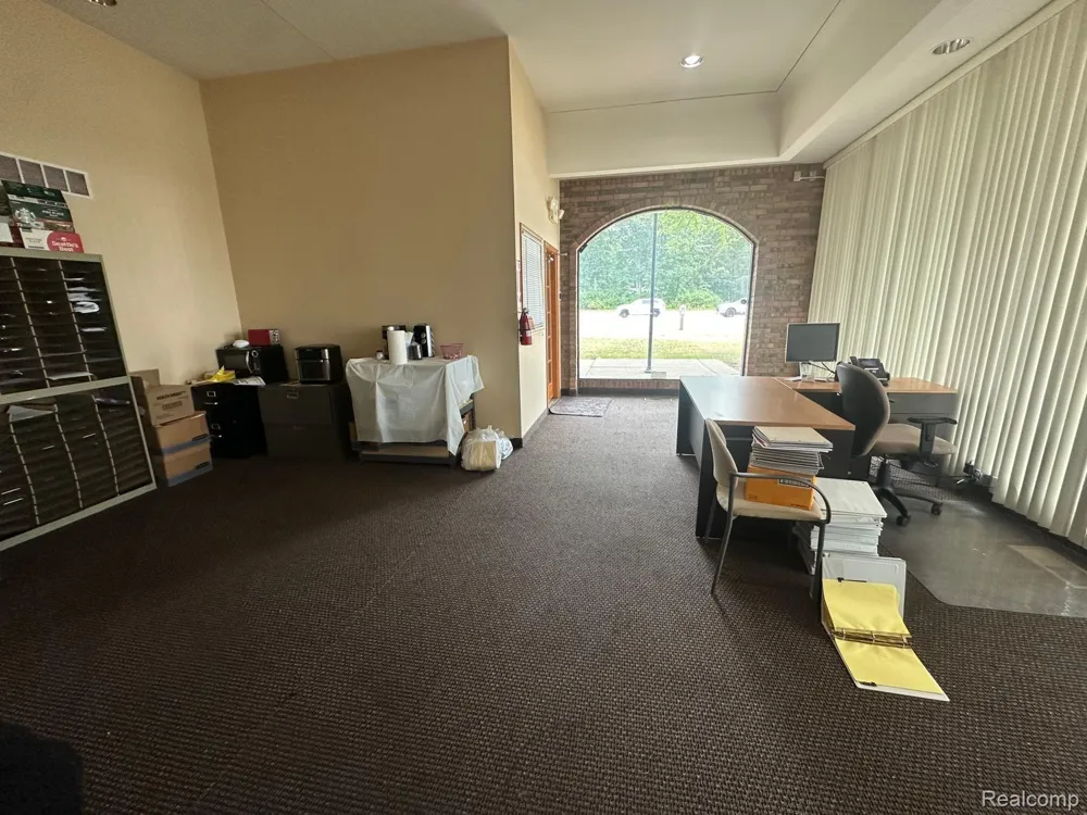 37248 Ford Road Westland City, MI 48185