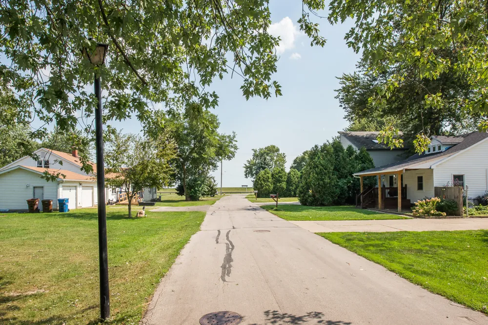 3323 Fourth Street Frenchtown Township, MI 48162