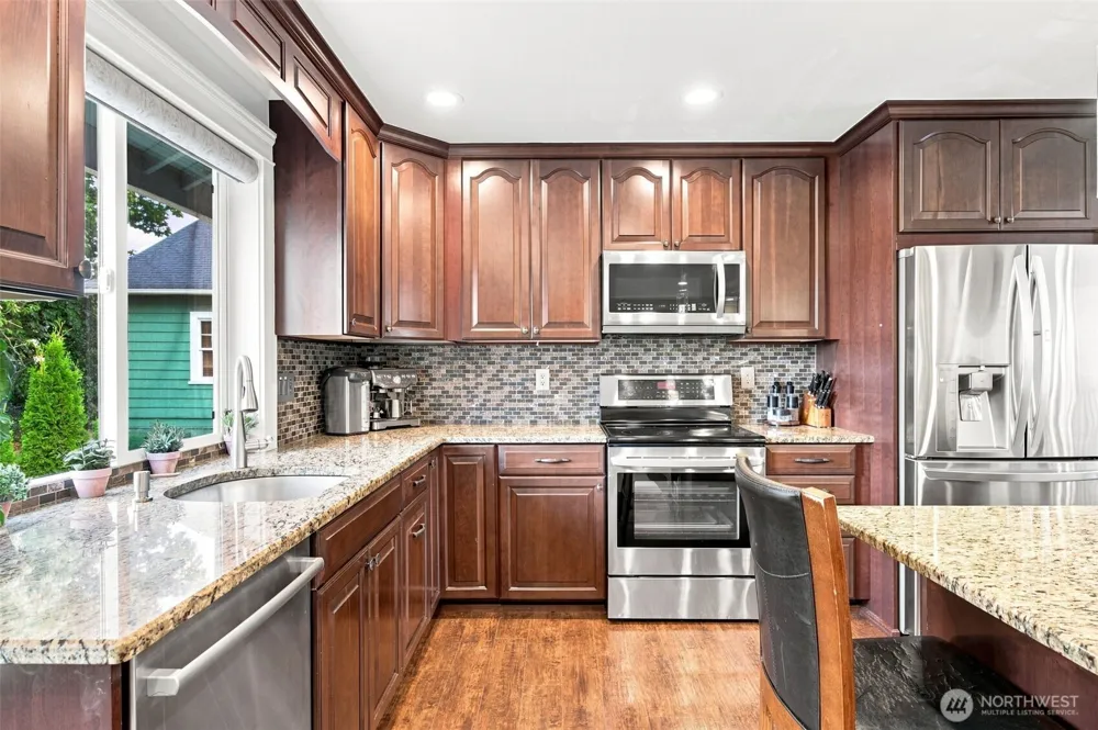 211 S 78th Street Tacoma, WA 98408