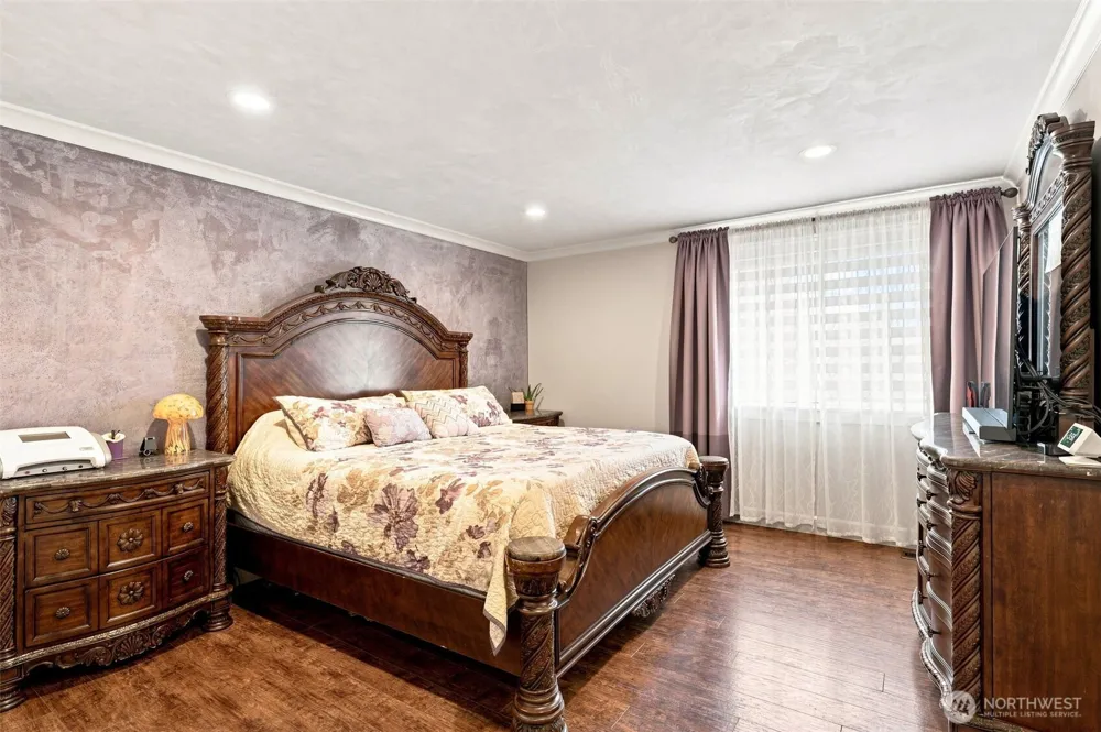 211 S 78th Street Tacoma, WA 98408