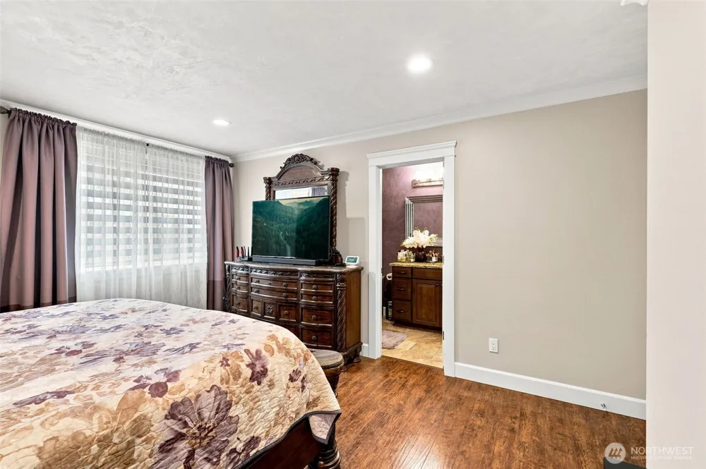 211 S 78th Street Tacoma, WA 98408
