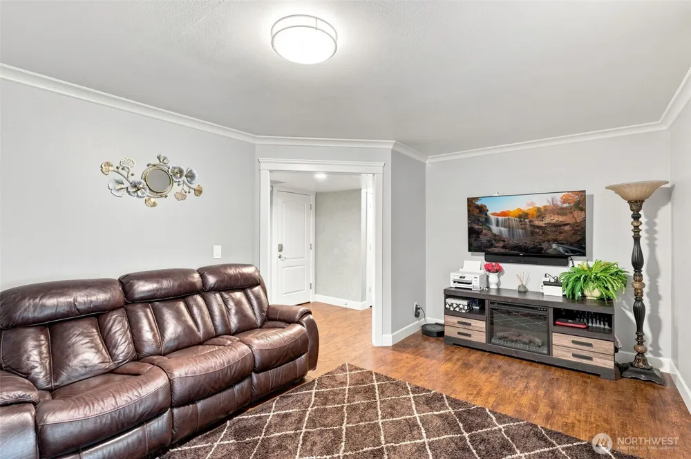 211 S 78th Street Tacoma, WA 98408