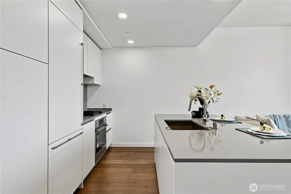 10232 NE 10th Street #815 Bellevue, WA 98004