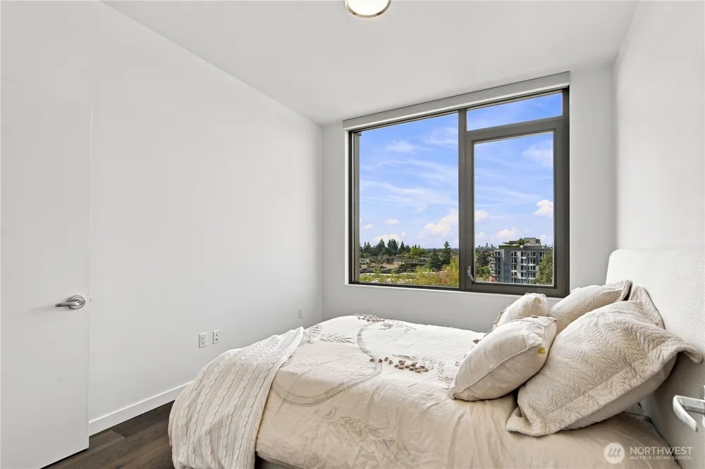 10232 NE 10th Street #815 Bellevue, WA 98004