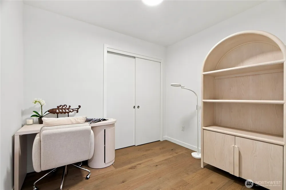 10232 NE 10th Street #815 Bellevue, WA 98004