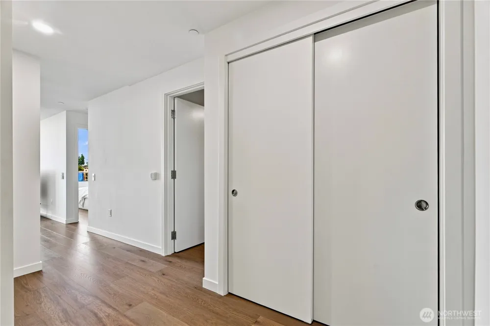 10232 NE 10th Street #815 Bellevue, WA 98004
