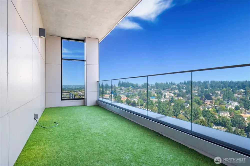10232 NE 10th Street #815 Bellevue, WA 98004