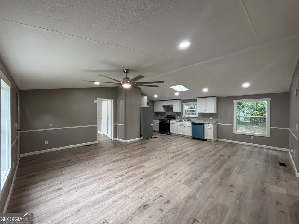 225 Stratford DR Hampton, GA 30228