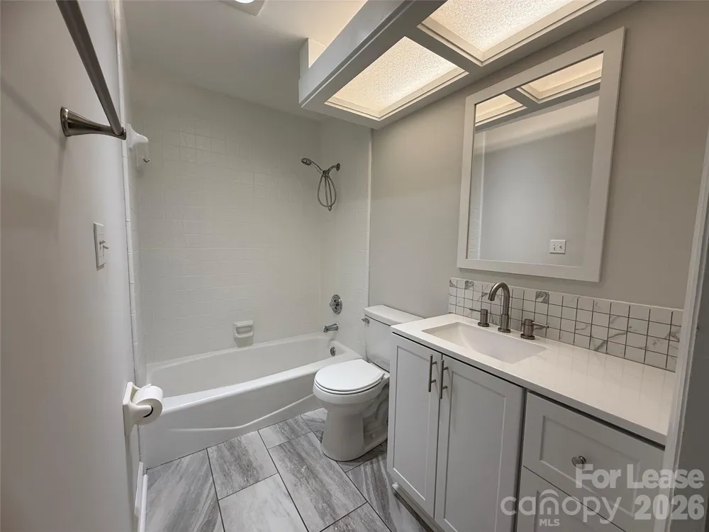 1855 J Julian Lane #Apt E Charlotte, NC 28208