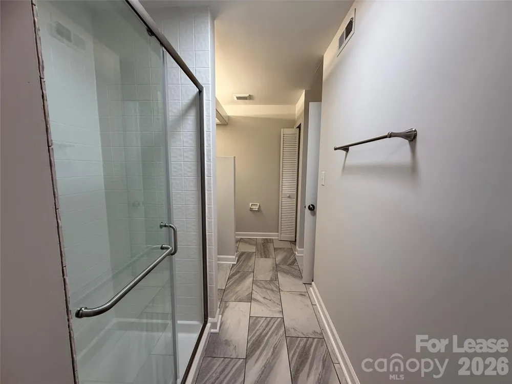 1855 J Julian Lane #Apt E Charlotte, NC 28208