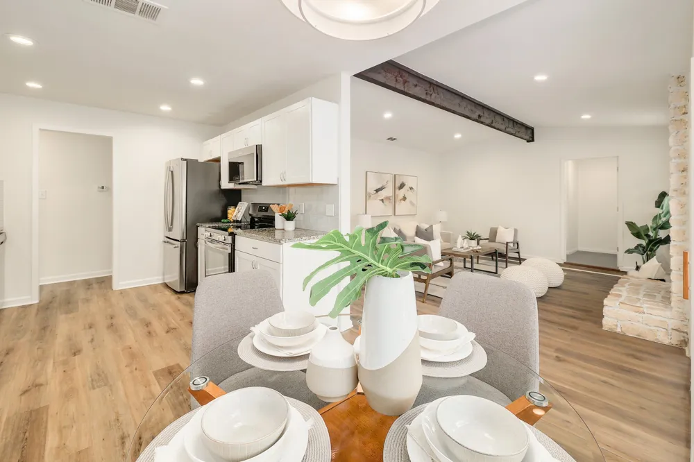 8304 Moccasin Path Austin, TX 78736