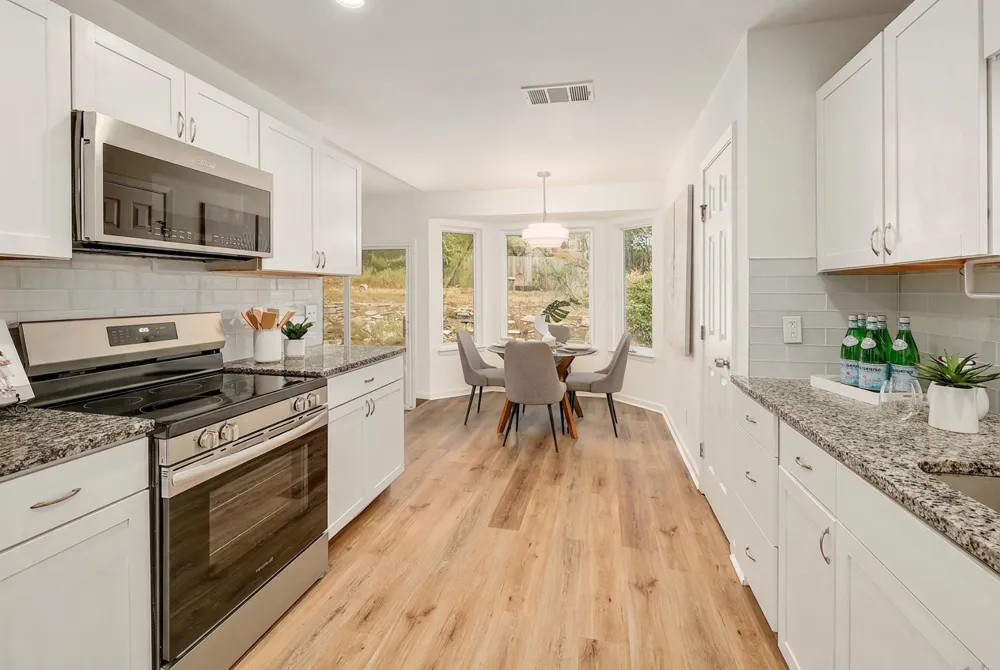 8304 Moccasin Path Austin, TX 78736