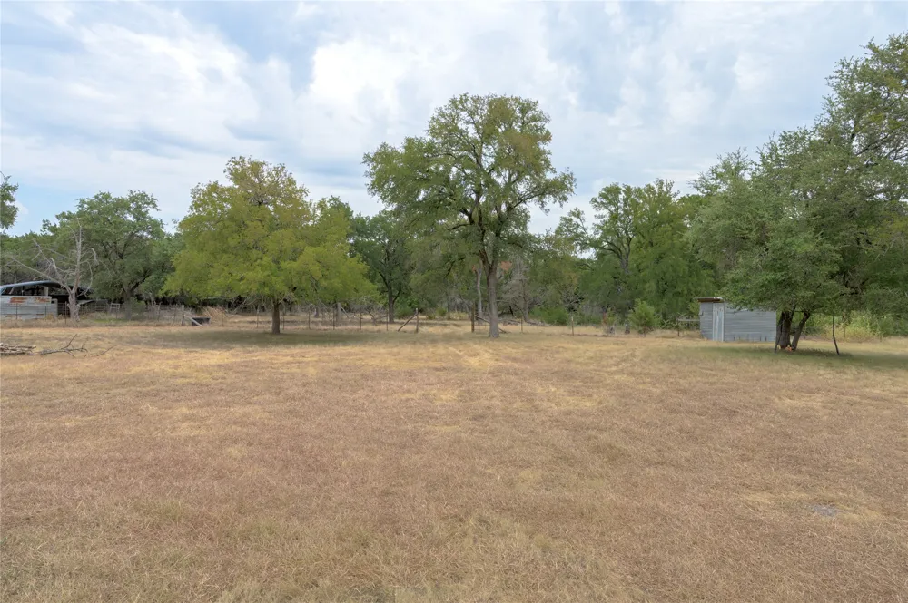 1100 Ramms Drive Florence, TX 76527