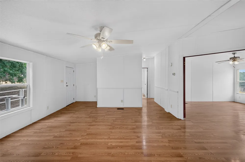 1100 Ramms Drive Florence, TX 76527