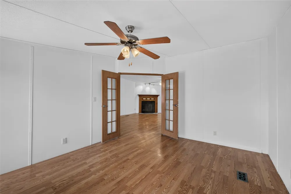 1100 Ramms Drive Florence, TX 76527