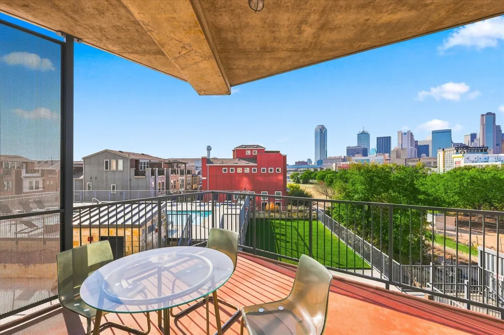 1001 Belleview Street #308 Dallas, TX 75215