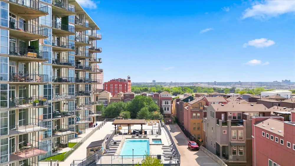 1001 Belleview Street #308 Dallas, TX 75215