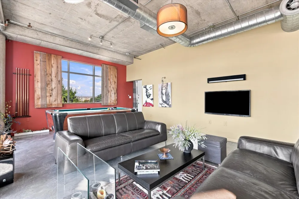 1001 Belleview Street #308 Dallas, TX 75215