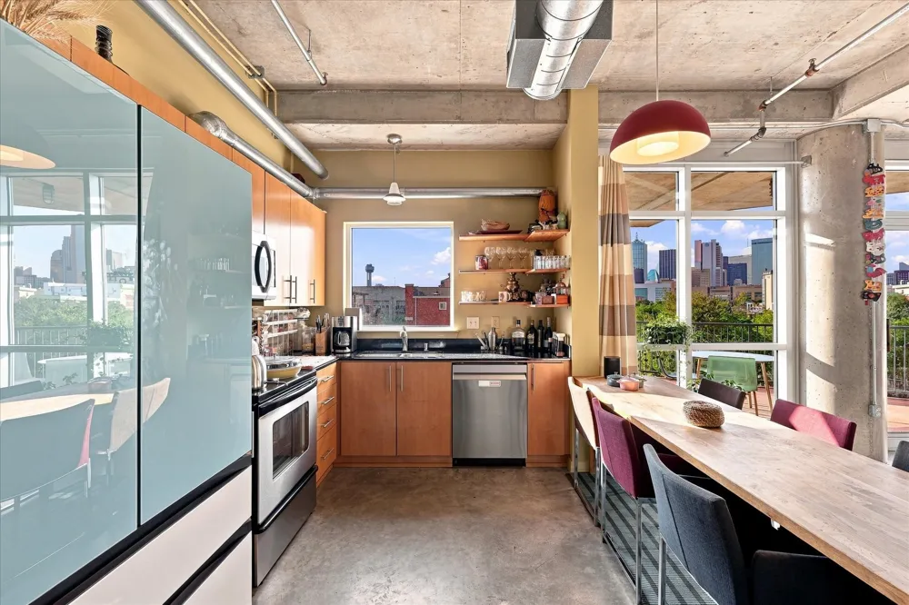 1001 Belleview Street #308 Dallas, TX 75215