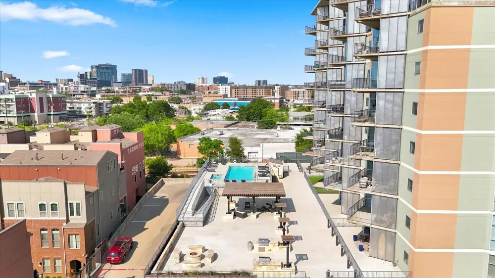 1001 Belleview Street #308 Dallas, TX 75215