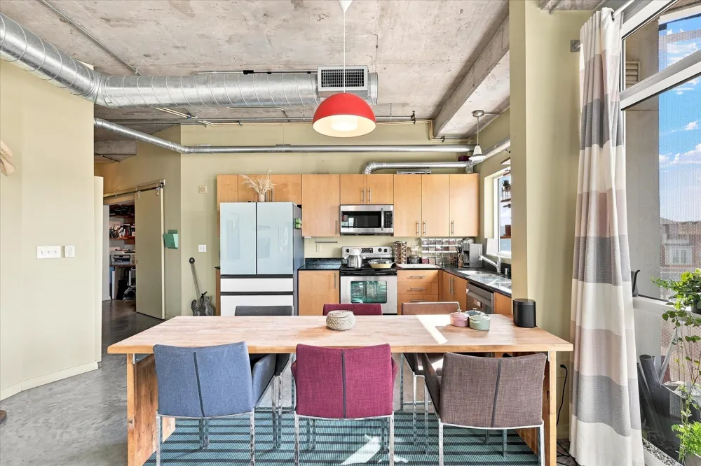 1001 Belleview Street #308 Dallas, TX 75215