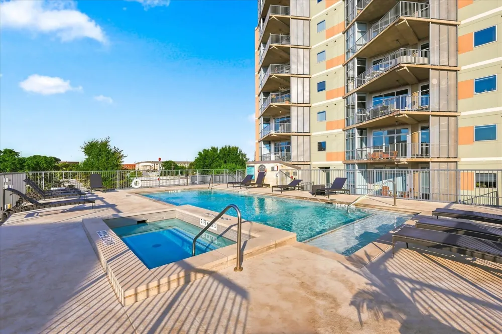 1001 Belleview Street #308 Dallas, TX 75215