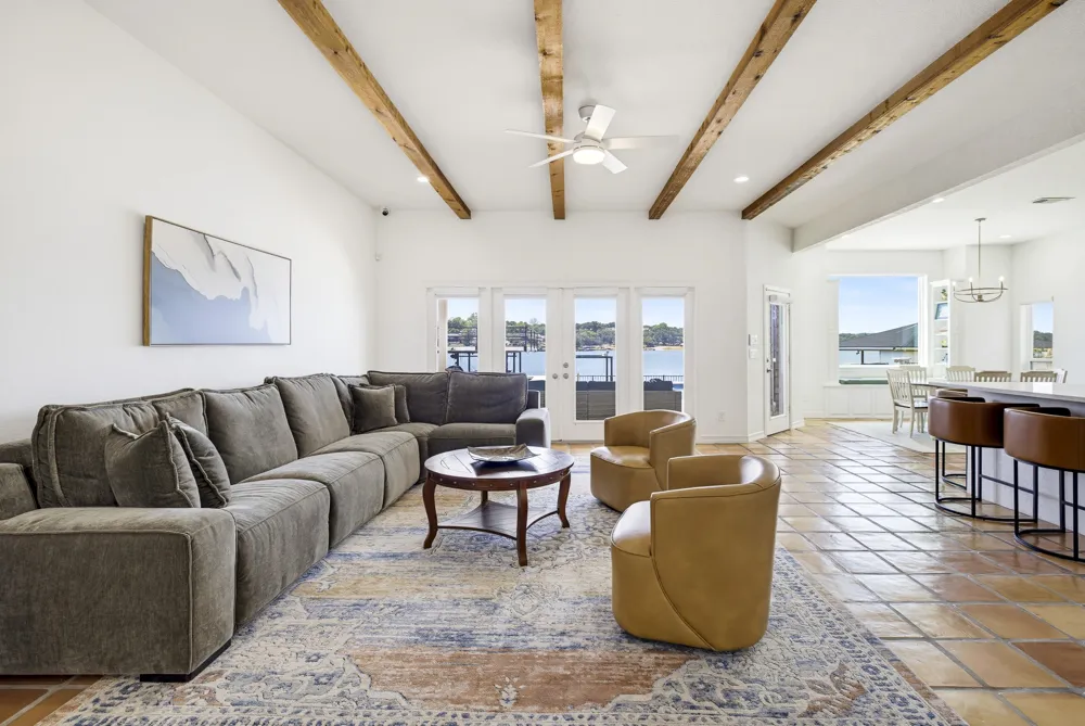 2326 River Road Granbury, TX 76048