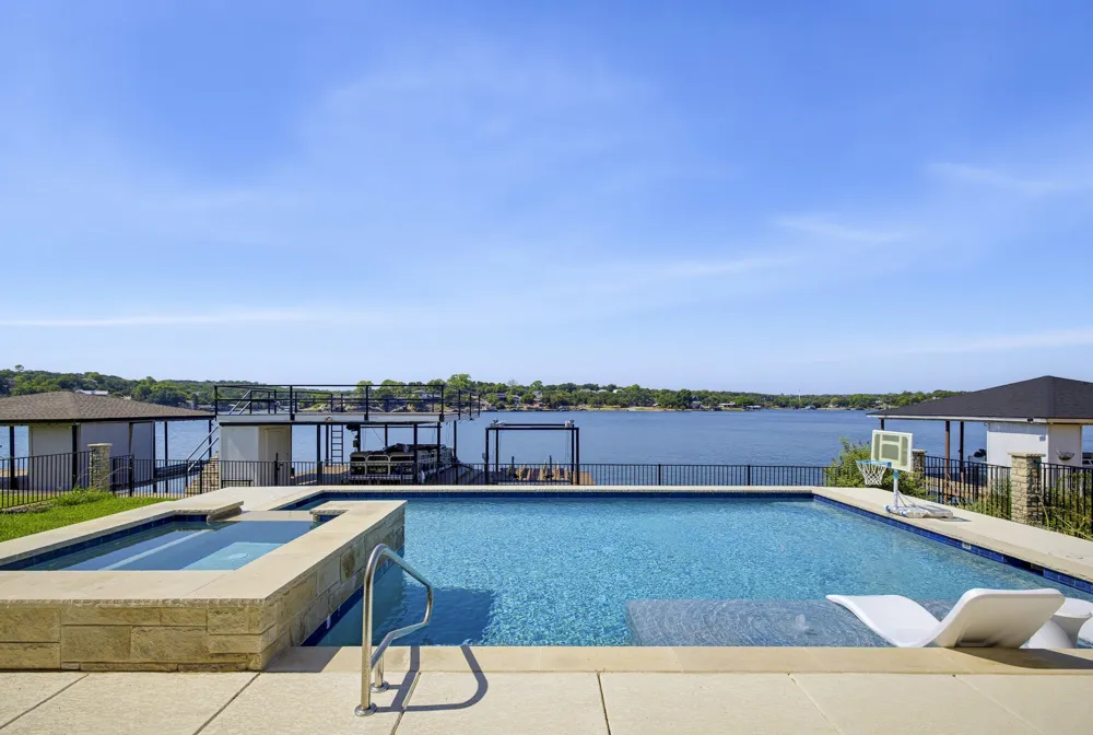 2326 River Road Granbury, TX 76048