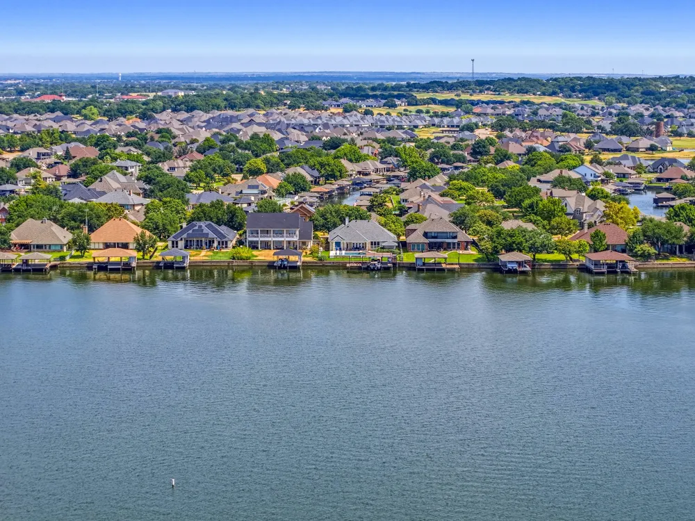 2326 River Road Granbury, TX 76048