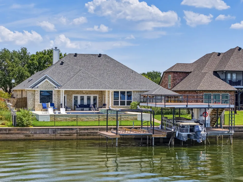 2326 River Road Granbury, TX 76048