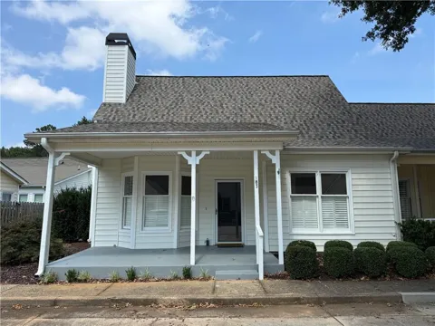 183 Victoria Way
