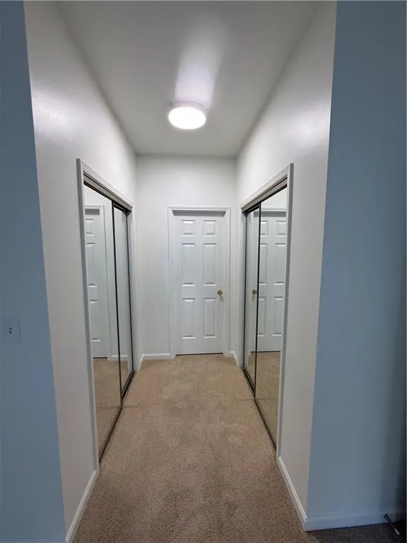 183 Victoria Way Roswell, GA 30075