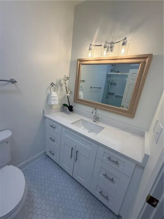 183 Victoria Way Roswell, GA 30075