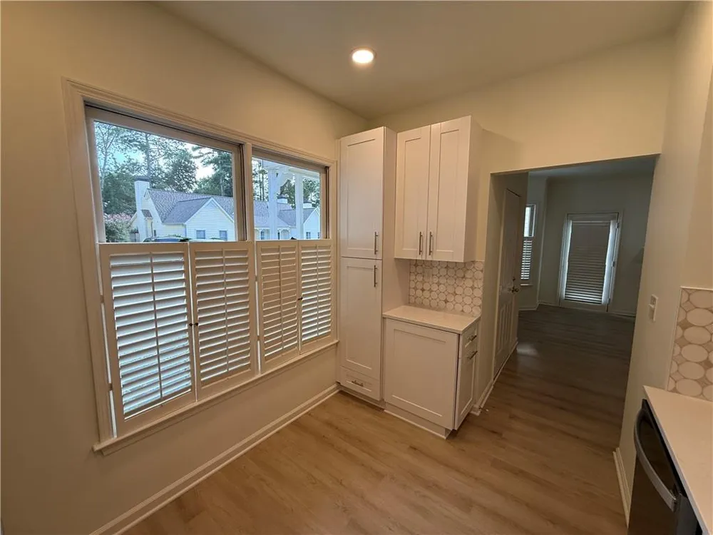 183 Victoria Way Roswell, GA 30075