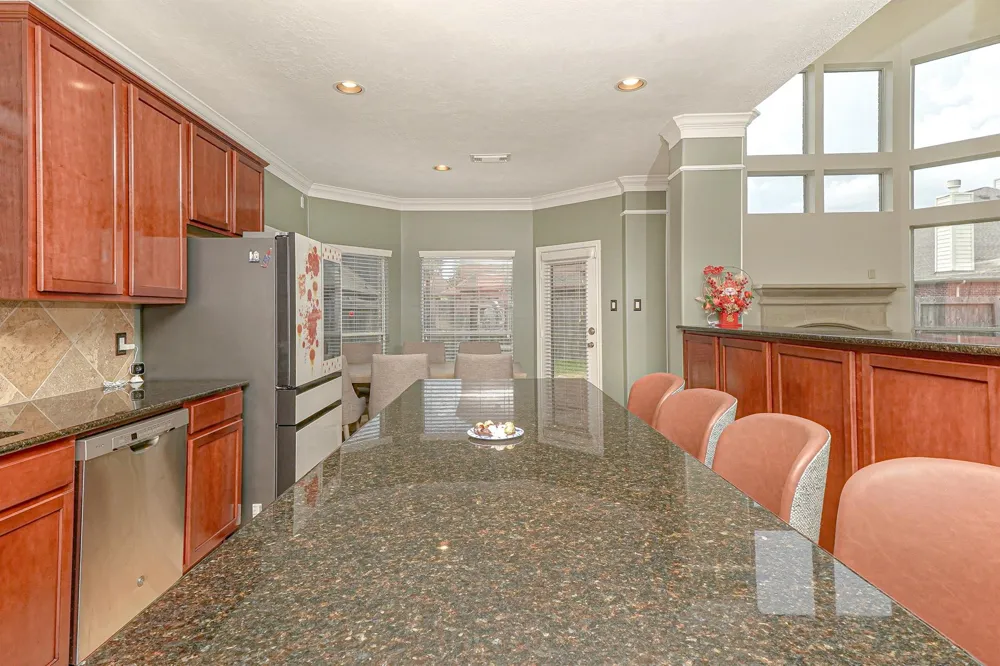 1904 Keswick Court Pearland, TX 77581