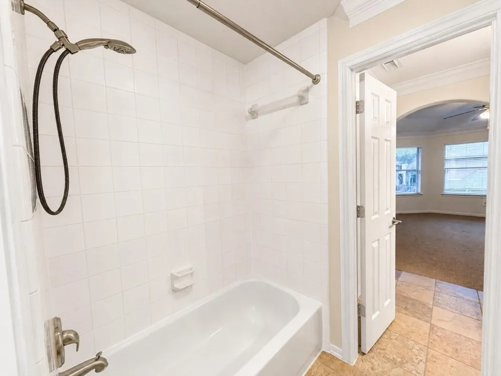 1904 Keswick Court Pearland, TX 77581