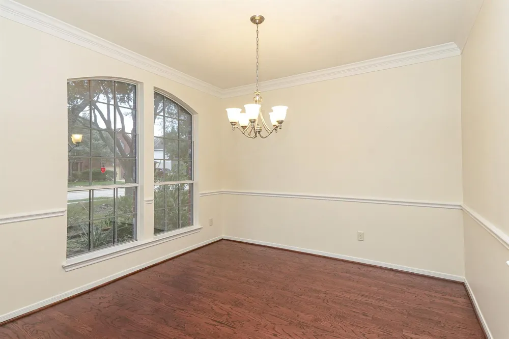 1904 Keswick Court Pearland, TX 77581