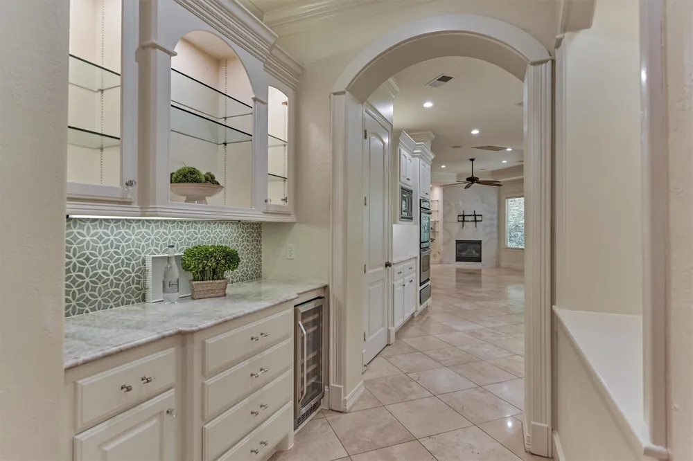 94 E Bracebridge Circle The Woodlands, TX 77382