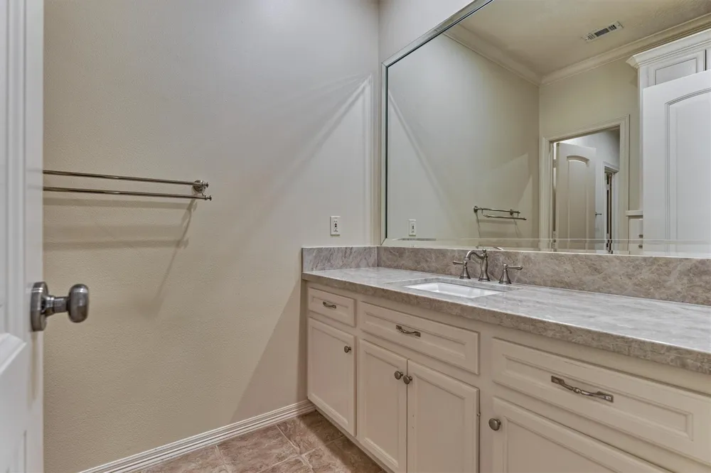 94 E Bracebridge Circle The Woodlands, TX 77382
