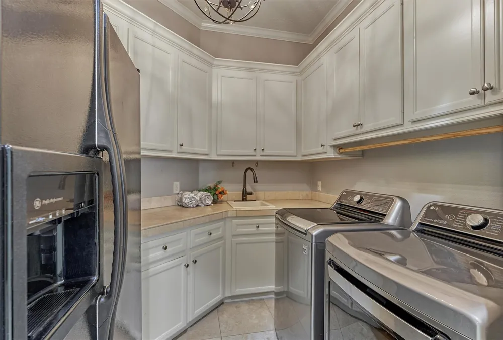 94 E Bracebridge Circle The Woodlands, TX 77382