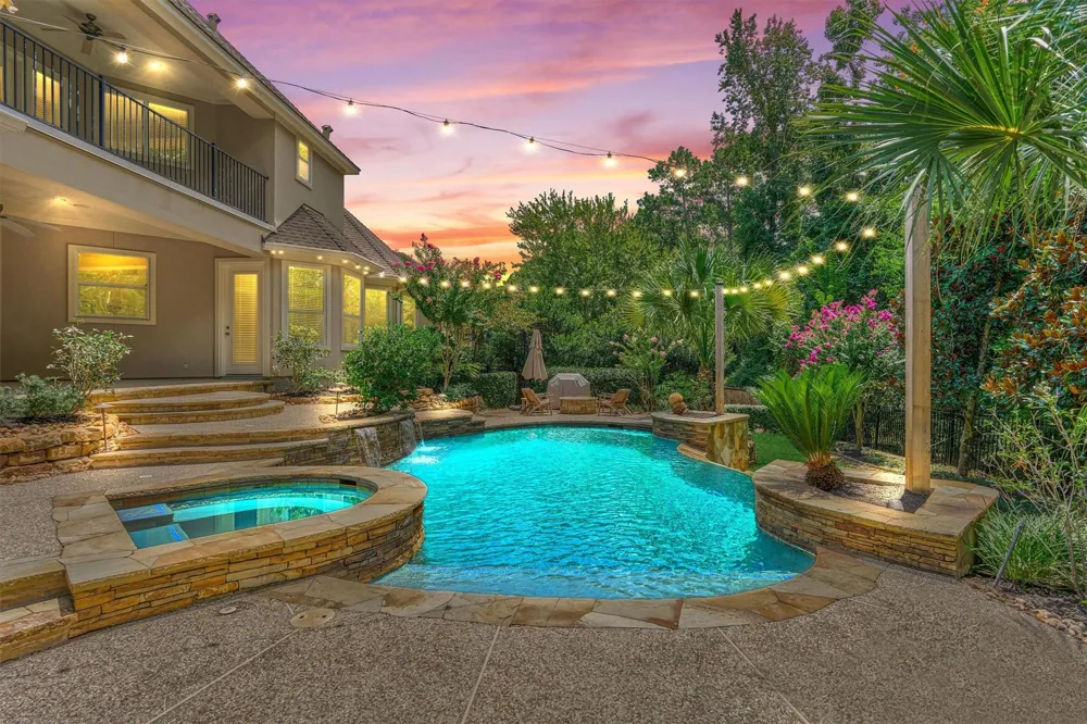 94 E Bracebridge Circle The Woodlands, TX 77382